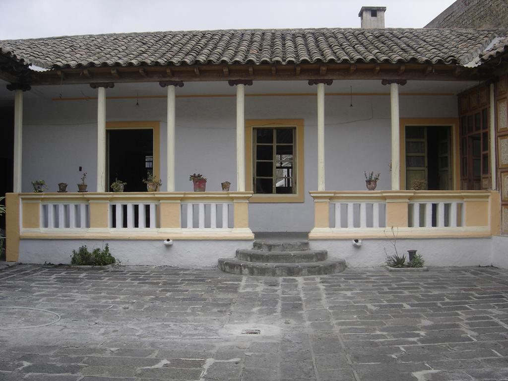 Latacunga Hostel Exterior foto